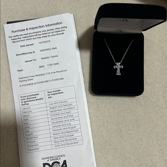 NWT Kay Jewelry Cross Necklace - Picture 3 of 4